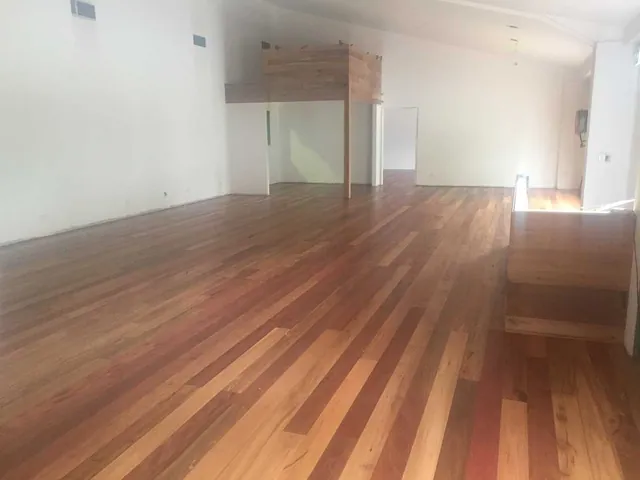 Hard wax oil burnishing timber floor, Gold Coast