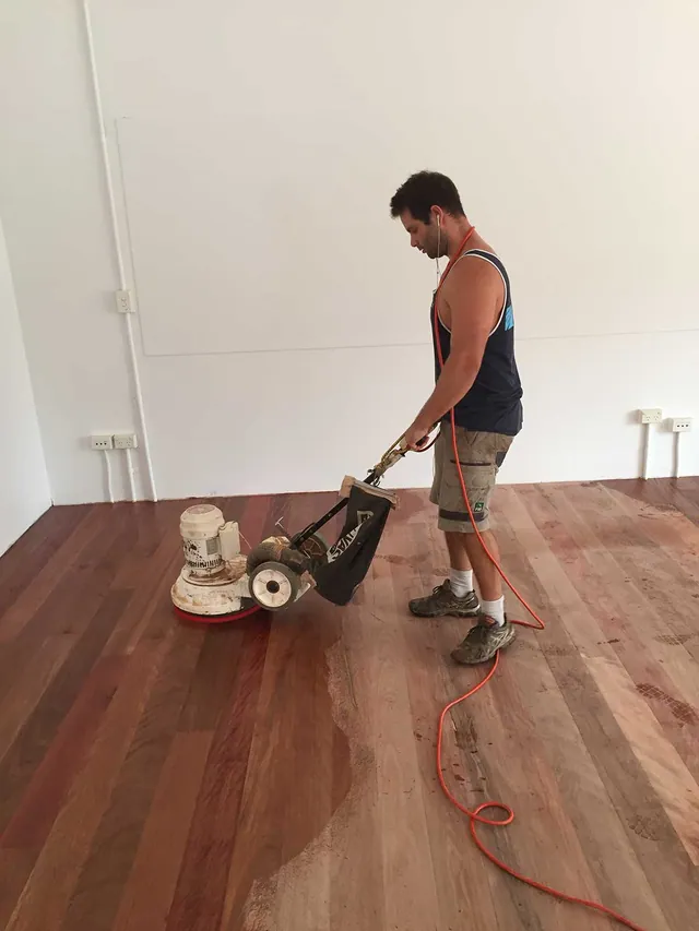 Hard wax oil burnishing on wooden floors